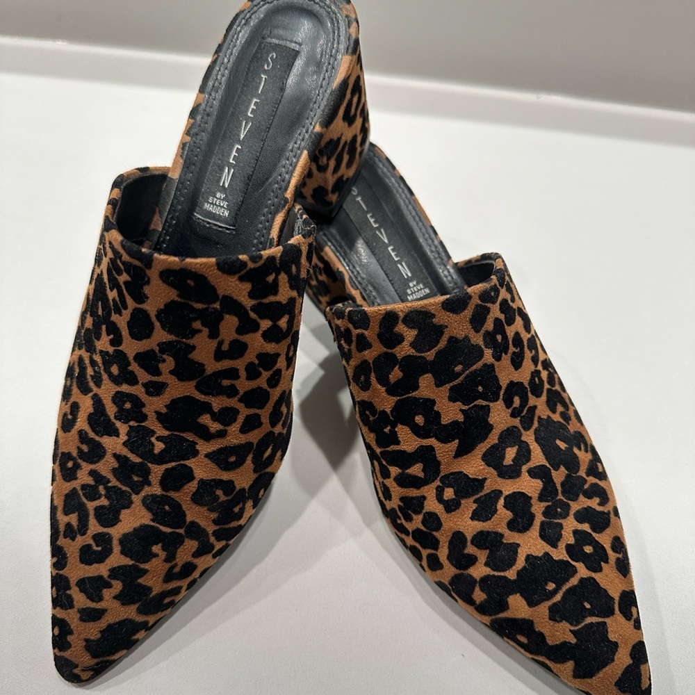 Steve Madden Cheetah Print Mules